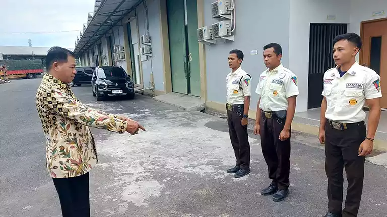 Outsourcing Penyedia Pengawal Pribadi Temanggung PT. SKM  Resmi